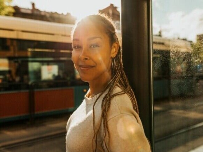 Mulher na fase da perimenopausa.